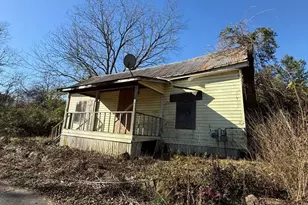 628 M L King St, Greenville, GA 30222 - Photo 3