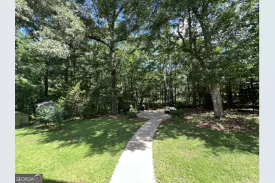 100 Laurelwood Drive, Jackson, GA 30233 - Photo 5