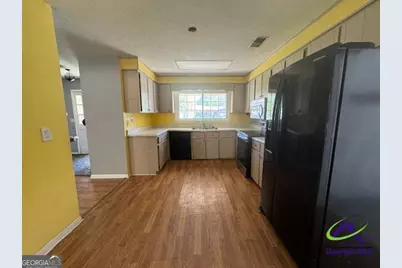 111 Foxfire Drive, Warner Robins, GA 31093 - Photo 5