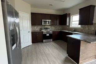 2151 Village Trail Ct, Dacula, GA 30019 - Photo 3