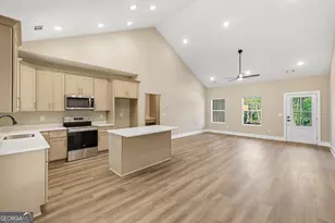 180 Edwards Rd, Clarkesville, GA 30523 - Photo 7
