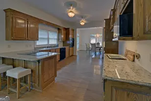 1410 Hunters Trail, Anderson, SC 29625 - Photo 9