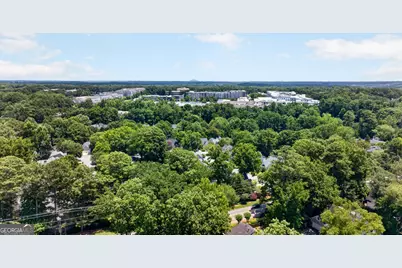 1125 Capital Club Circle NE, Brookhaven, GA 30319 - Photo 33