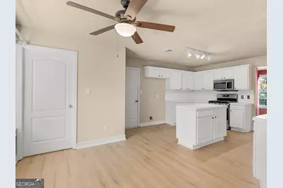 236 Hunting Court, Jonesboro, GA 30236 - Photo 21