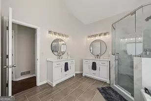424 Water Fall Ln, Stone Mountain, GA 30087 - Photo 43