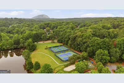 424 Water Fall Lane, Stone Mountain, GA 30087 - Photo 11