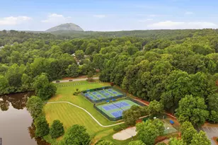 424 Water Fall Ln, Stone Mountain, GA 30087 - Photo 11