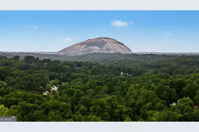 424 Water Fall Lane, Stone Mountain, GA 30087 - Photo 15