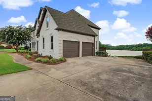 424 Water Fall Ln, Stone Mountain, GA 30087 - Photo 5