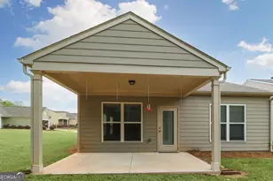 369 Sandy Springs Dr, Griffin, GA 30223 - Photo 15