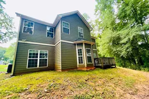 933 Vinings Dr, Winder, GA 30680 - Photo 3