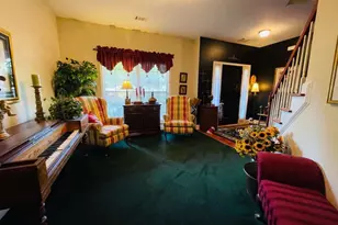 933 Vinings Dr, Winder, GA 30680 - Photo 15