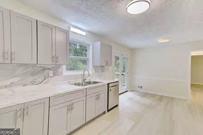 18 Regal Way NW, Lawrenceville, GA 30044 - Photo 25