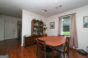 351 Freeport Dr, Lawrenceville, GA 30046 - Photo 7