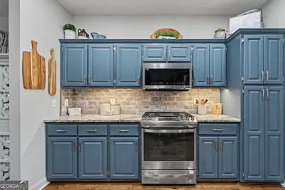 209 N Berrong Street #B, Hiawassee, GA 30546 - Photo 9