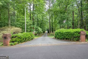 2316 Cross Creek Dr SW, Powder Springs, GA 30127 - Photo 3