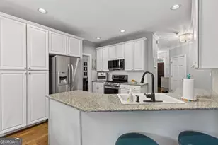 2770 Brookgrove Ln SE, Atlanta, GA 30339 - Photo 9