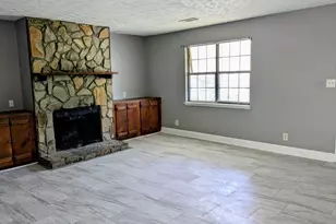 5695 Liberty Rd, Union City, GA 30291 - Photo 3