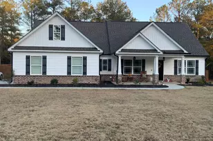 147 Evergreen Dr S, Barnesville, GA 30204 - Photo 1