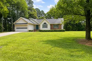 170 Thistledown Pl, Mount Airy, GA 30563 - Photo 3