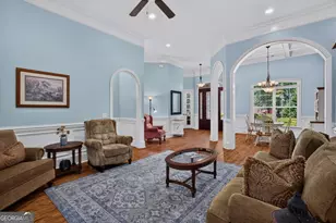 639 Chastain Cir, Richmond Hill, GA 31324 - Photo 7
