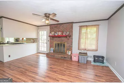 128 Robinhood Drive, Newnan, GA 30263 - Photo 7