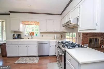 128 Robinhood Drive, Newnan, GA 30263 - Photo 11