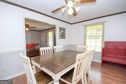 128 Robinhood Drive, Newnan, GA 30263 - Photo 9