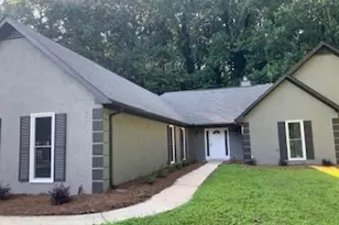 1253 Grindenwald Dr, Jonesboro, GA 30238 - Photo 3