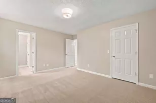 6370 Holborne Ln, Douglasville, GA 30134 - Photo 5