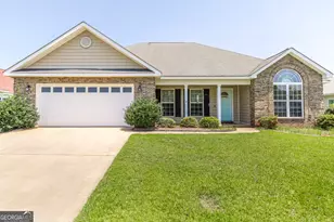 310 Falkirk Dr, Warner Robins, GA 31088 - Photo 1