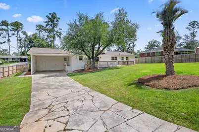 1203 Lakeview Dr, Valdosta, GA 31602 - Photo 63