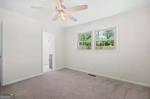 1203 Lakeview Dr, Valdosta, GA 31602 - Photo 45