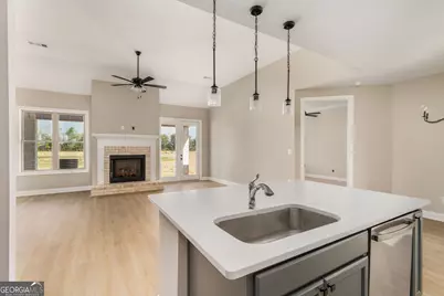 207 Farmland Circle, Perry, GA 31069 - Photo 5