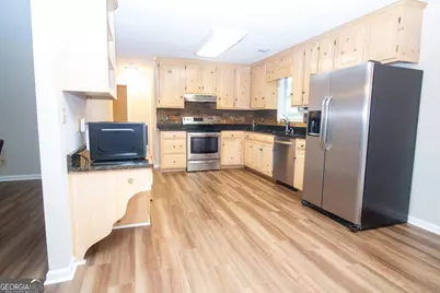 151 Greenbriar Trail, Lagrange, GA 30241 - Photo 5