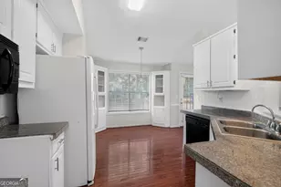 10683 Redbud Ln, Jonesboro, GA 30238 - Photo 15