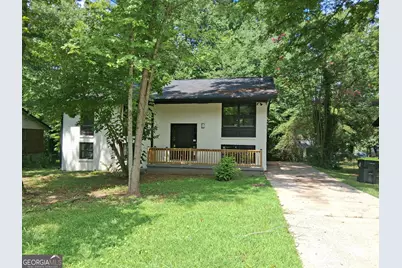 8229 Queens Drive, Jonesboro, GA 30238 - Photo 1