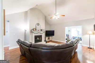 165 Crystal Ridge Circle, Byron, GA 31008 - Photo 3