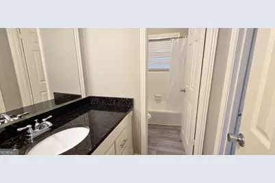 21 Delmont Drive #06, Atlanta, GA 30305 - Photo 7