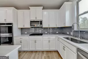 8190 Tiberon Pkwy, Cumming, GA 30028 - Photo 19