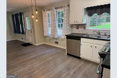 1619 Windy Hill Place SE, Conyers, GA 30013 - Photo 7