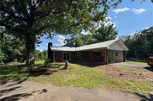1049 Ben Higgins Rd, Dahlonega, GA 30533 - Photo 17