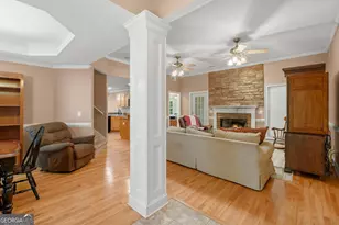 51 Creekwood Dr, Griffin, GA 30223 - Photo 3