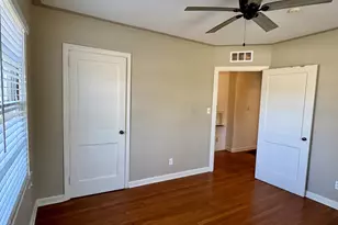 209 W Park Ave, Valdosta, GA 31602 - Photo 15