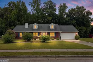 104 Elmwood Dr, Hampton, GA 30228 - Photo 1
