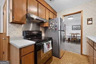 109 Oxford Ln, Warner Robins, GA 31088 - Photo 5