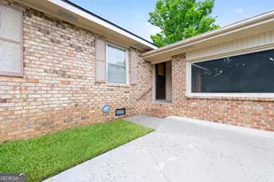 109 Oxford Ln, Warner Robins, GA 31088 - Photo 3