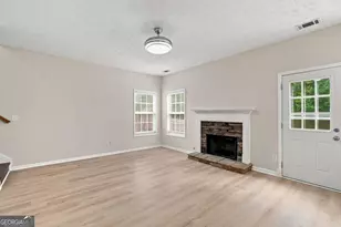 6356 Wilmington Way, Flowery Branch, GA 30542 - Photo 11