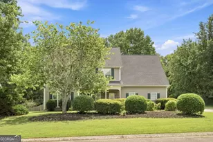 6356 Wilmington Way, Flowery Branch, GA 30542 - Photo 3
