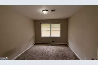 748 Greenhill Drive NE, Conyers, GA 30012 - Photo 9
